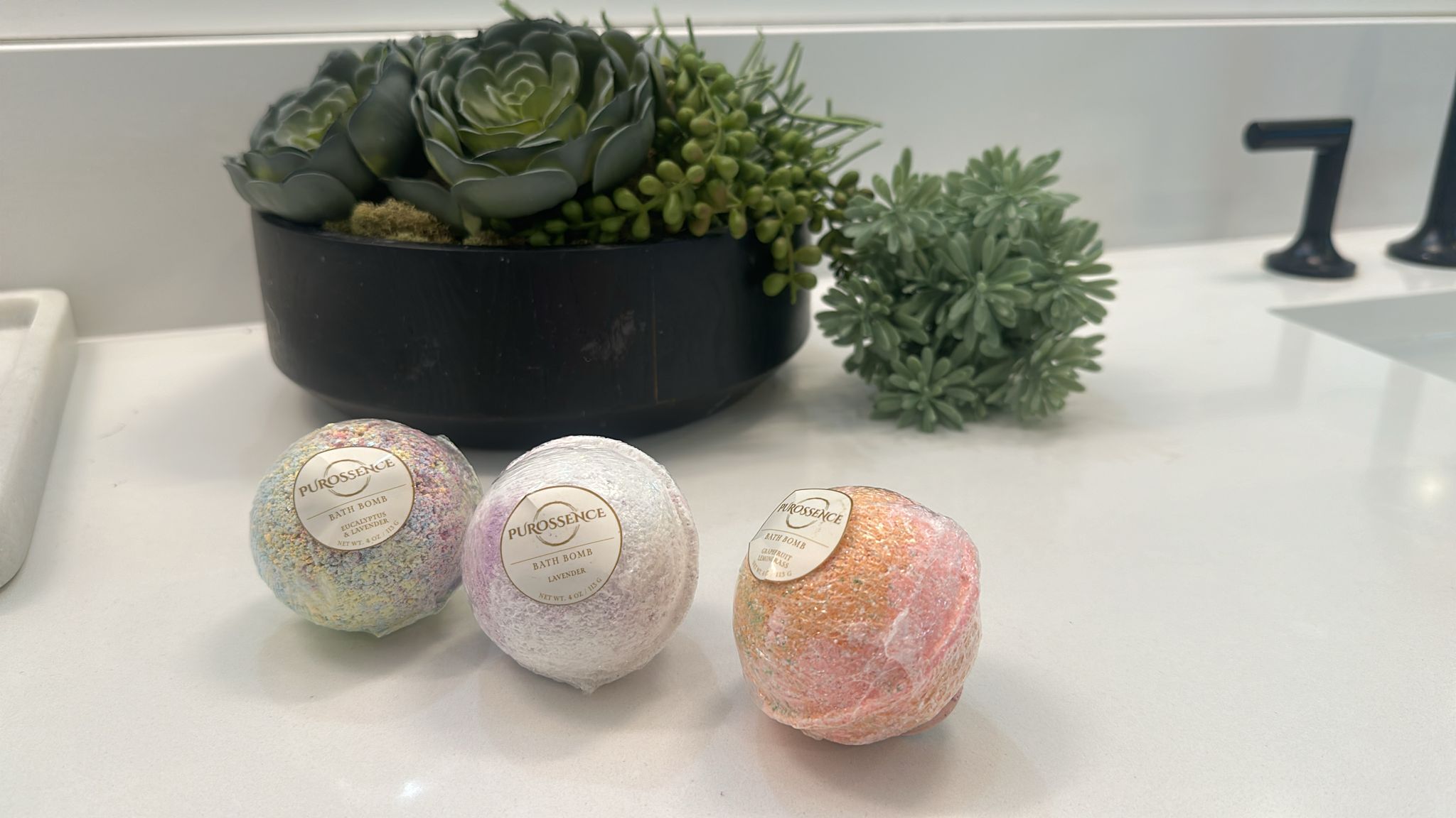 Lemongrass Grapefruit Bath Bomb